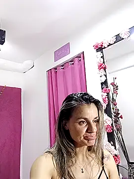 sweetfantasyy69 - Sweetfantasyy69's free webcam - UK Sex Cams