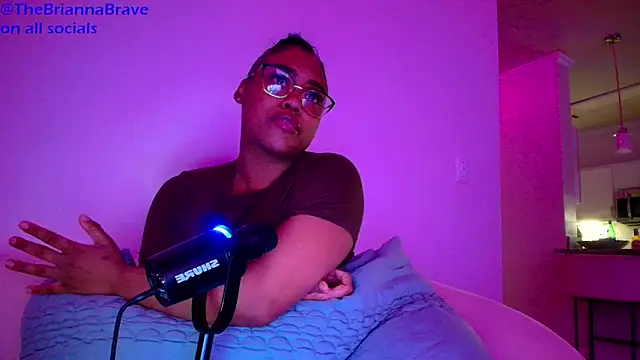 BriannaBrave webcam