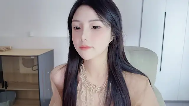 美女HaagenDazs_在线直播