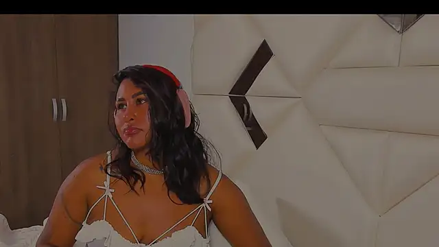 stormybutty18 - StormyButty18's free webcam - UK Sex Cams