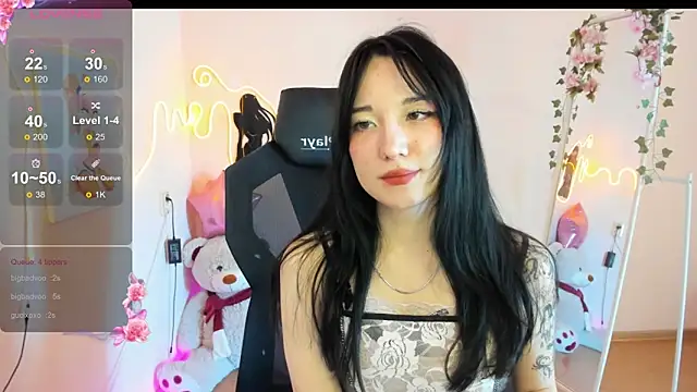 aliceeinwonderlanddd (F teen) - 💋boob massage💋