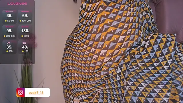 shara_queen1 (F young) - naked full