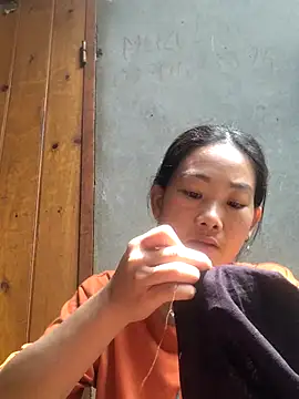 gio-thu live sex cam