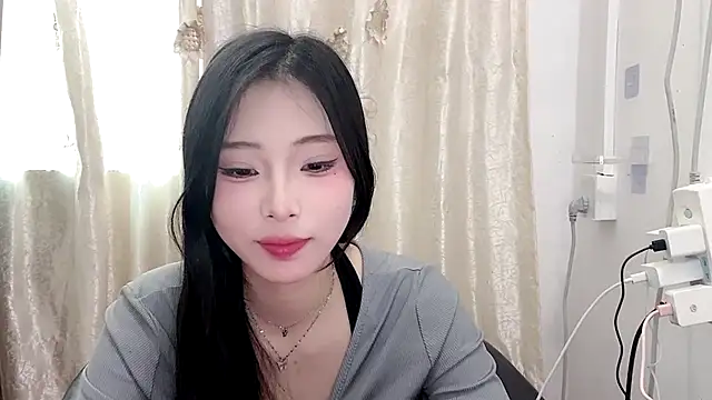 美女yiyibaby2026在线直播