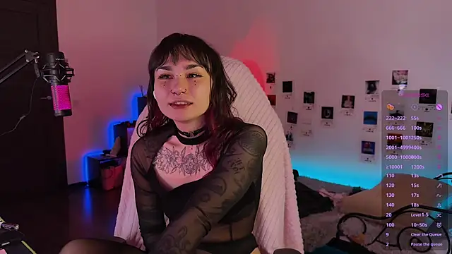 deadlysweet live sex cam