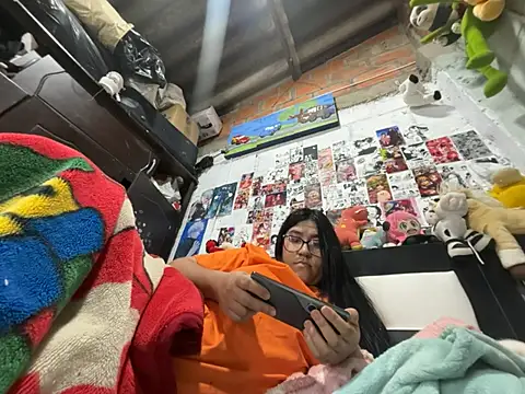 violeta_818 - Violeta_818's free webcam - UK Sex Cams