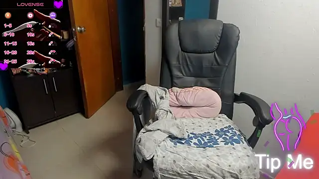 peanut_tangerine (F milf) - Naked, control lush 5 min ticket 8