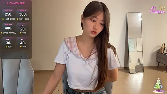 美女Alyssa-8在线直播