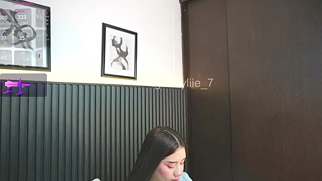 haylie_ (F teen) - make me wet