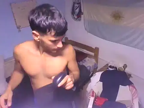 alaan14 - Alaan14's free webcam - UK Sex Cams