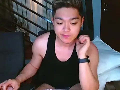 JayKarLo live sex cam