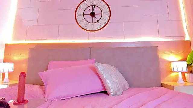 meloddy_rose - Meloddy_Rose's free webcam - UK Sex Cams