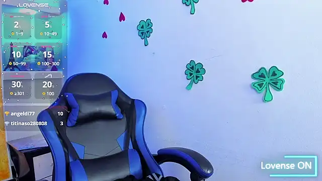 dolly_boob - Dolly_boob's free webcam - UK Sex Cams