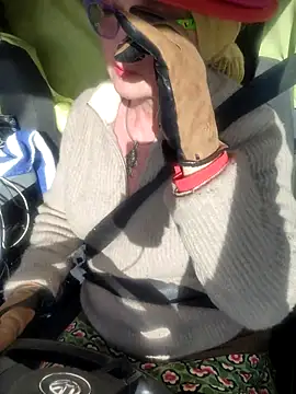 hot-muci - Hot-Muci's free webcam - UK Sex Cams