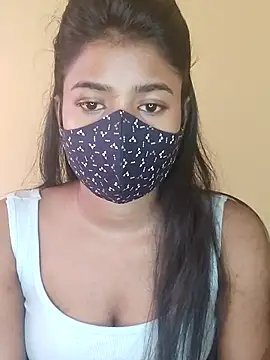 Webcam Model (trinasa)  is live.Free join now!