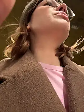 RinaCat live sex cam