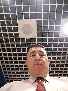 bigcristh79 (Ask my age) - Spit balls