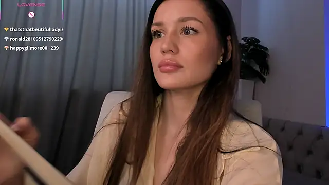 aria_mila - Aria_Mila's free webcam - UK Sex Cams