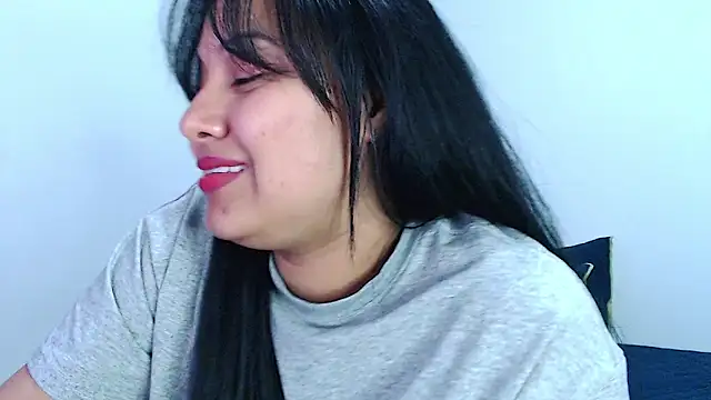 emily-rousee- - Emily-rousee-'s free webcam