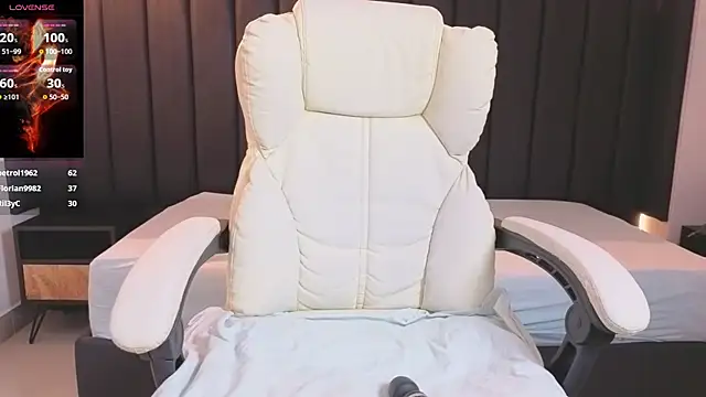 isa_dumont - Isa_dumont's free webcam