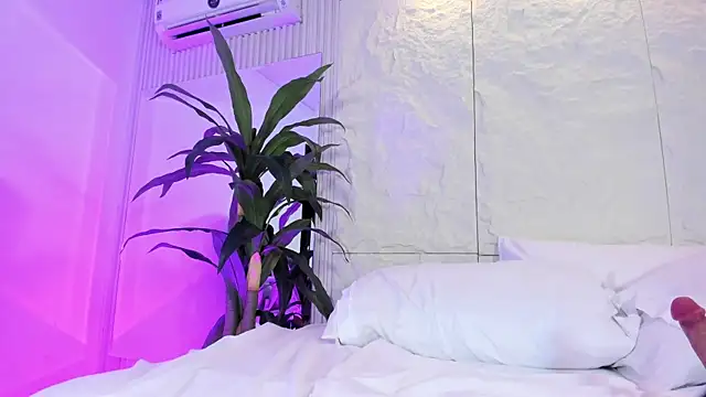 lunakarther - LunaKarther's free webcam - UK Sex Cams