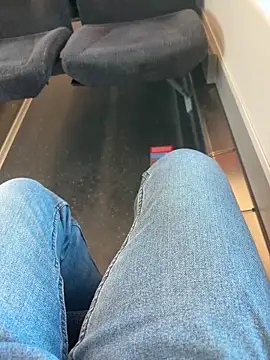 maleesa (Ask my age) - #bed peeing 