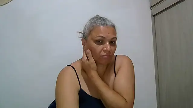 zyra_vex - Zyra_vex's free webcam - UK Sex Cams