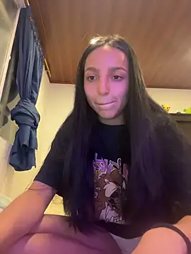 Webcam Model (Eve_Ritz) is live