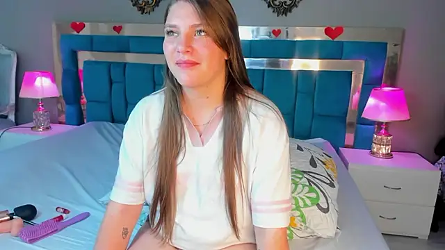 liiavelvet - LiiaVelvet's free webcam - UK Sex Cams