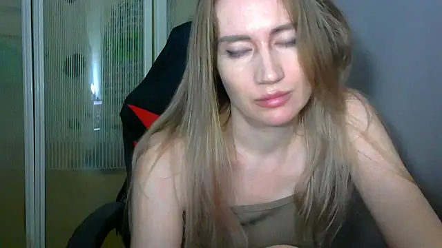 JessFoxxx live sex cam