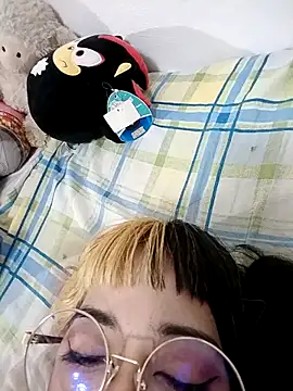 yukiram (F young) - invitame unos cheetos