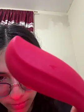 Webcam Model (diosa_sofia19)  is live.Free join now!