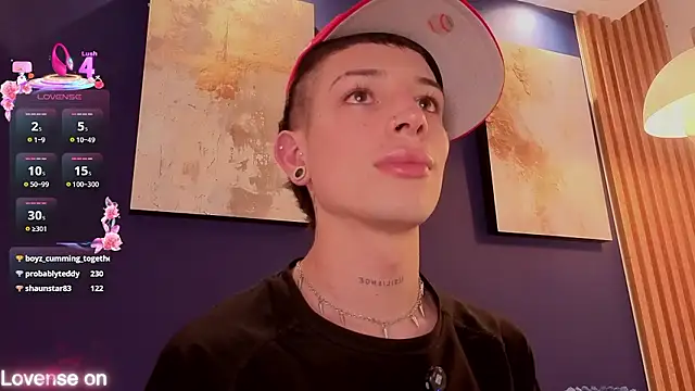 luca_prince_ (M twink) - Control toy lush x 3 minutes