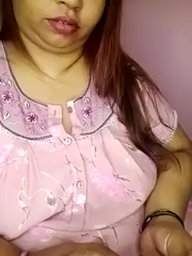 Ravina_patil1's Stripchat show and profile