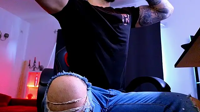 mightyaaron66 (M young) - 𖤐🔥 parTy Time ,House parTy  !  💨𖤐