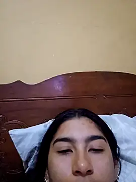 skinnyrox (F young) - Masturbacion con squirting