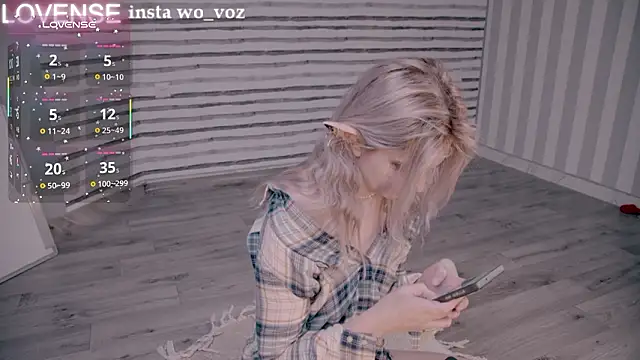 Careful_i_bite live sex cam