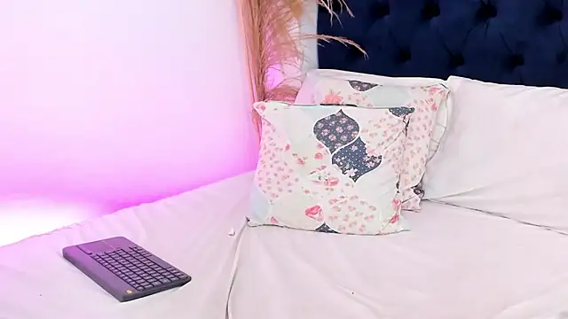 dulce_andrea__ - Dulce_andrea__'s free webcam