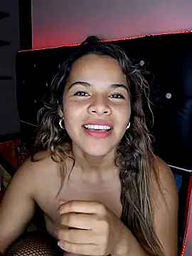 pamela_tiny - Pamela_Tiny's free webcam - UK Sex Cams