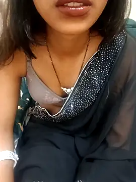 maya_bed_girl - MAYA_BED_GIRL's free webcam - UK Sex Cams