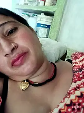 Webcam Model (Haliya88) is live