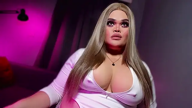 BelindaLove live sex cam