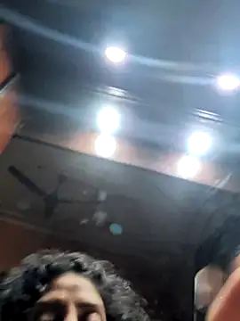 Webcam Model (sexysilmy) is live