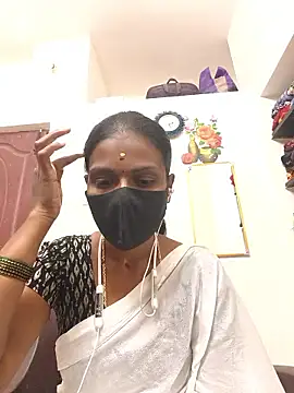 Webcam Model (Tamil_Yalini12)  is live.Free join now!