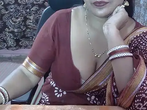 pinki_012 - PINKI_012's free webcam