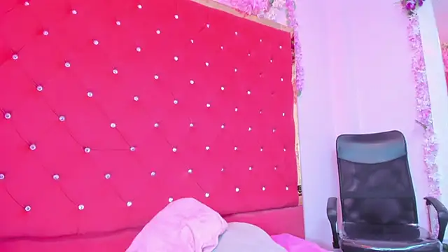 miaa_davis_ - Miaa_Davis_'s free webcam