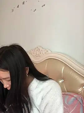 美女Mile-m在线直播