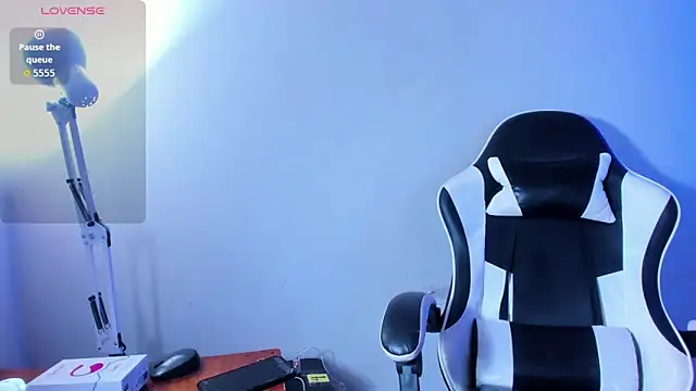 honeyluxe_ - Honeyluxe_'s free webcam