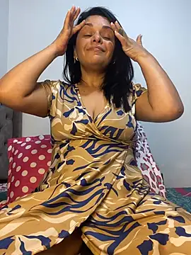 kataliina (F milf) - OIL AND FINGER ASS