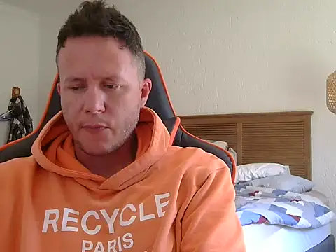 TroyDieselXXX live sex cam